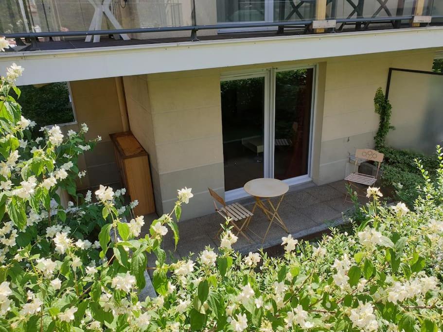 62 M2 Rez De Jardin, Terrasse , 6 Lits Et Parking Apartment Annecy Exterior photo